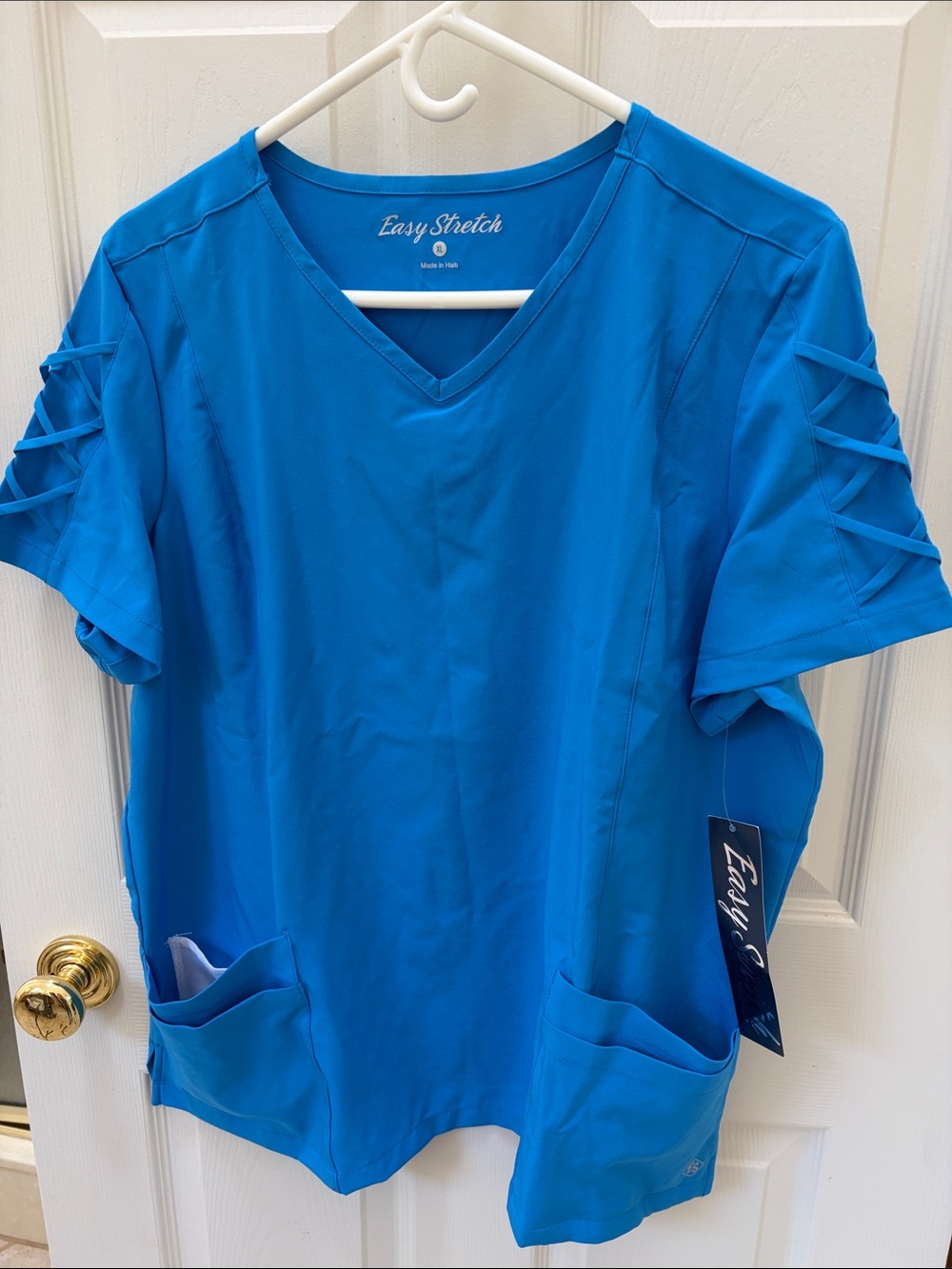 Easy Stretch Women’s V-Neck Short Sleeve Top in Bright Blue